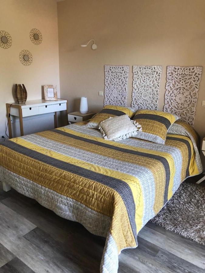 Lagalerne Hotel Neuville-du-Poitou Kültér fotó